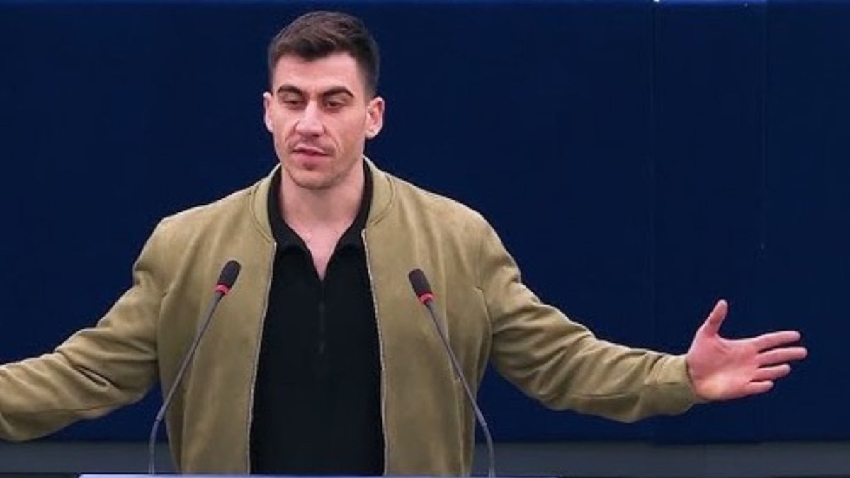 AB Milletvekili Fidias Panayiotou: İsrail Kıbrıs’ı satın alıyor