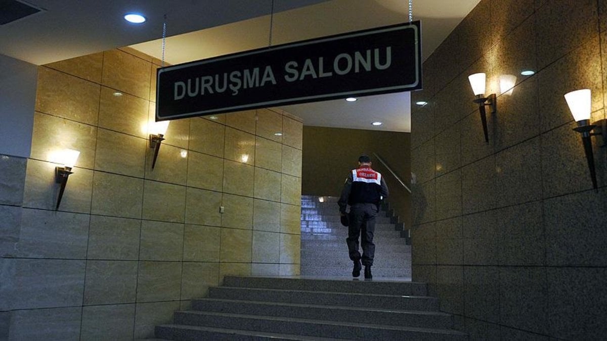 Adana'da eşinin telefonunu ve parasını gasbeden kocaya 3 yıl hapis cezası
