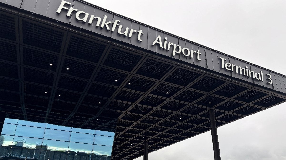 Frankfurt Havalimanı’ndaki grev, yolcu sayısını düşürdü