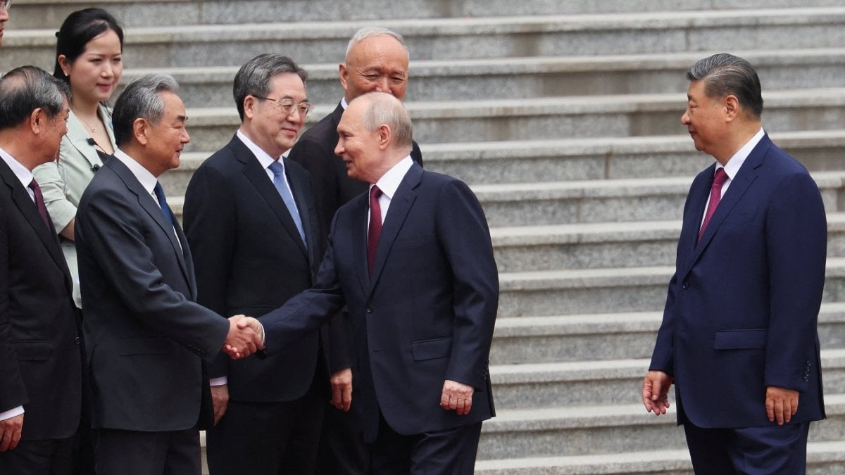 Putin, Trump'ın ziyaretinin ardından Çin’de resmi törenle karşılandı