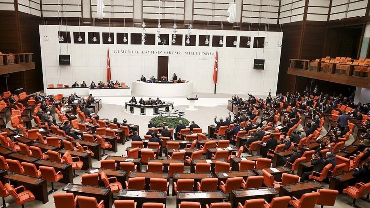 12. Yargı Paketi Adalet Komisyonu'nda kabul edildi