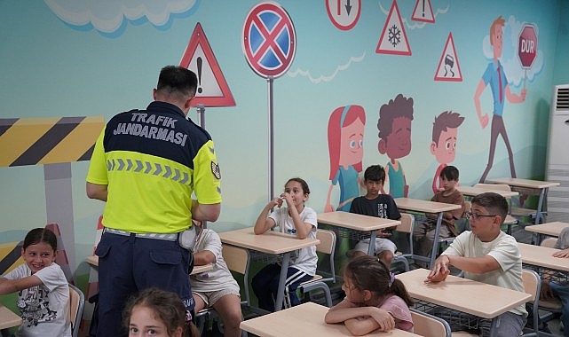 7 bin 530 öğrenci Büyükşehir'le kuralları öğrendi