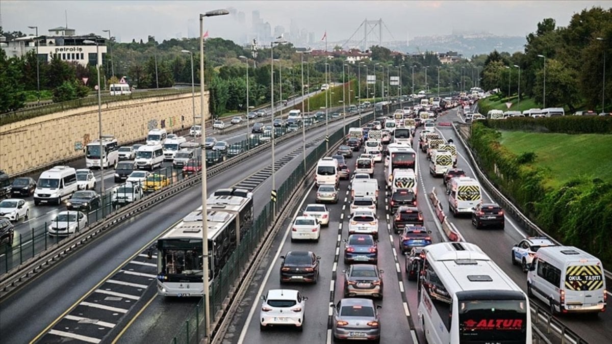 Araç muayene istasyonlarında karta komisyon derdi bitecek