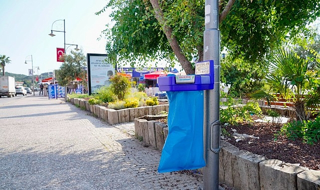 Ayvalık'ta Yeni Nesil Şeffaf Çöp Potası Dönemi