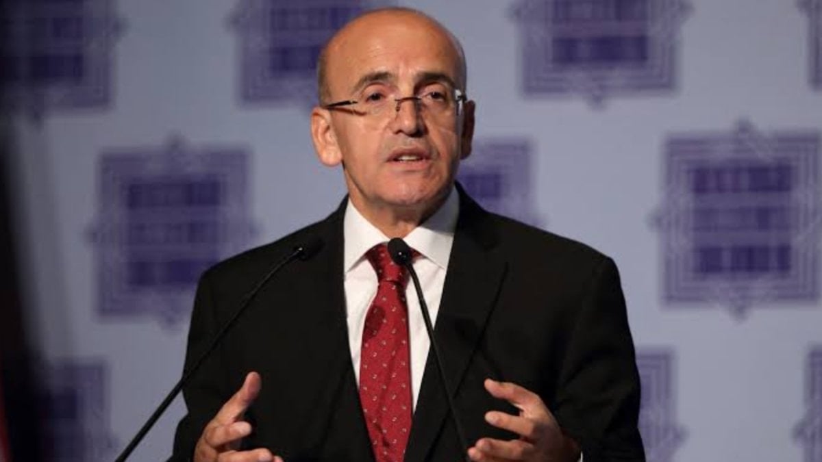 Bakan Mehmet Şimşek Londra'da yatırımcılarla görüşecek