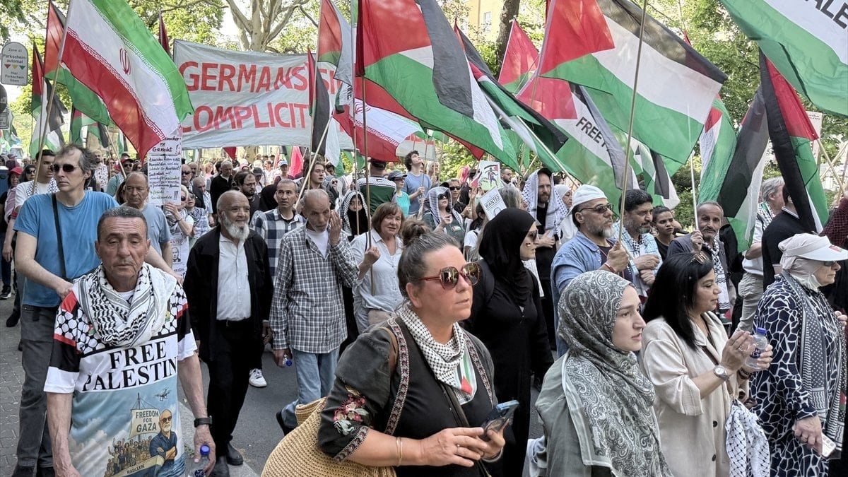 Berlin'de Filistin'e destek gösterisi düzenlendi