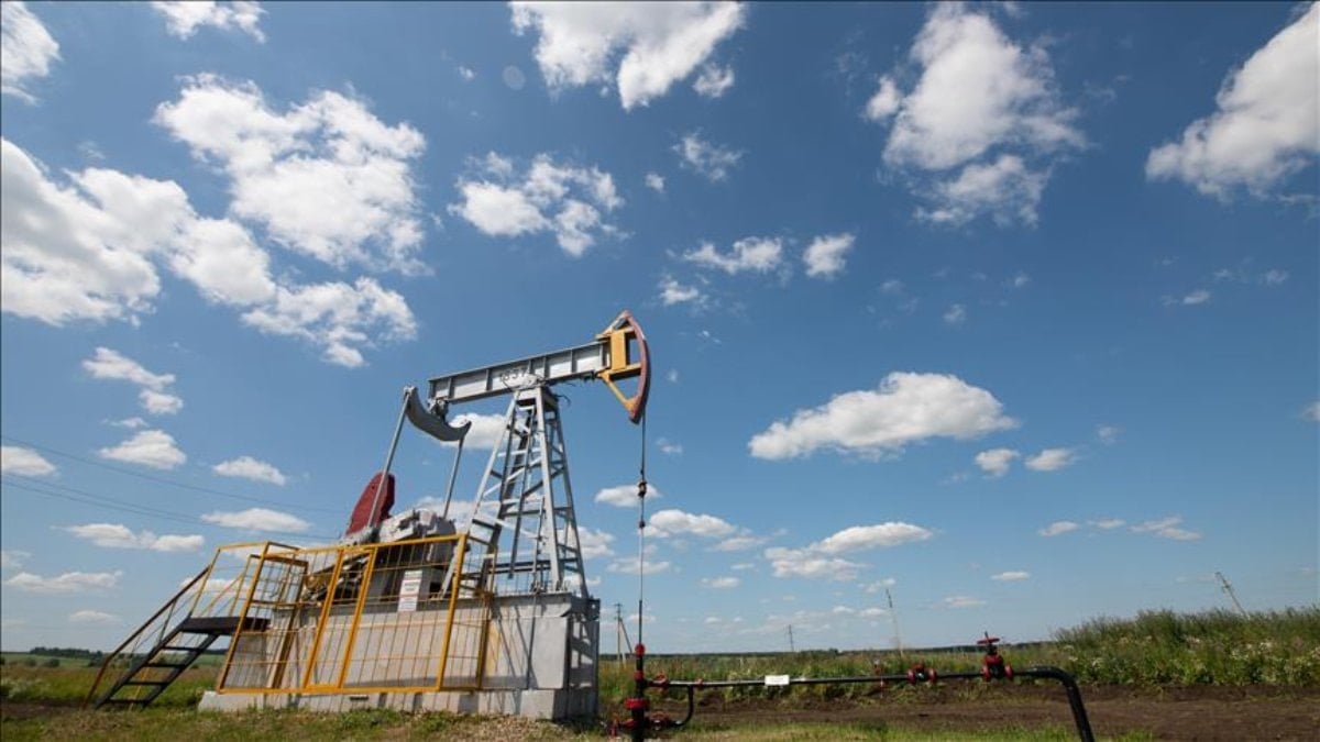 Brent petrolün varili 104,61 dolarda