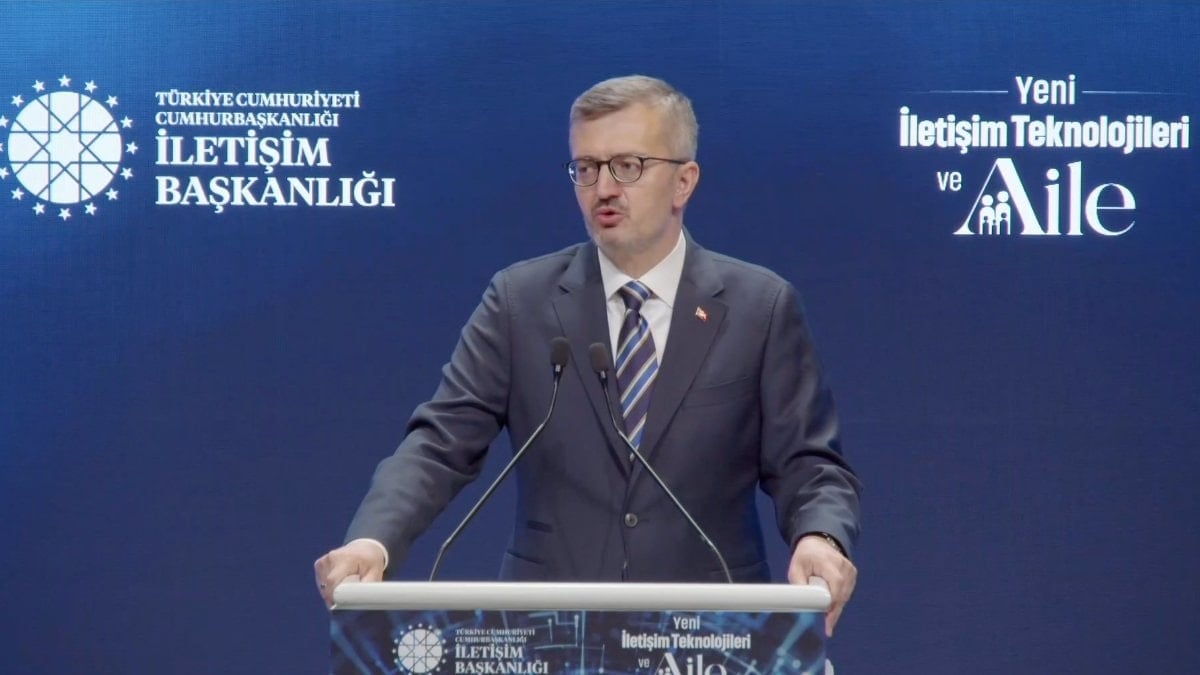 Burhanettin Duran: Aile mefhumu sistematik saldırılarla yıpratılmaya çalışılıyor