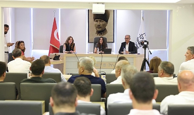Çeşme Belediye Meclisi'nden yaz sezonu kararı: İnşaat yasağı 15 Haziran'da başlıyor