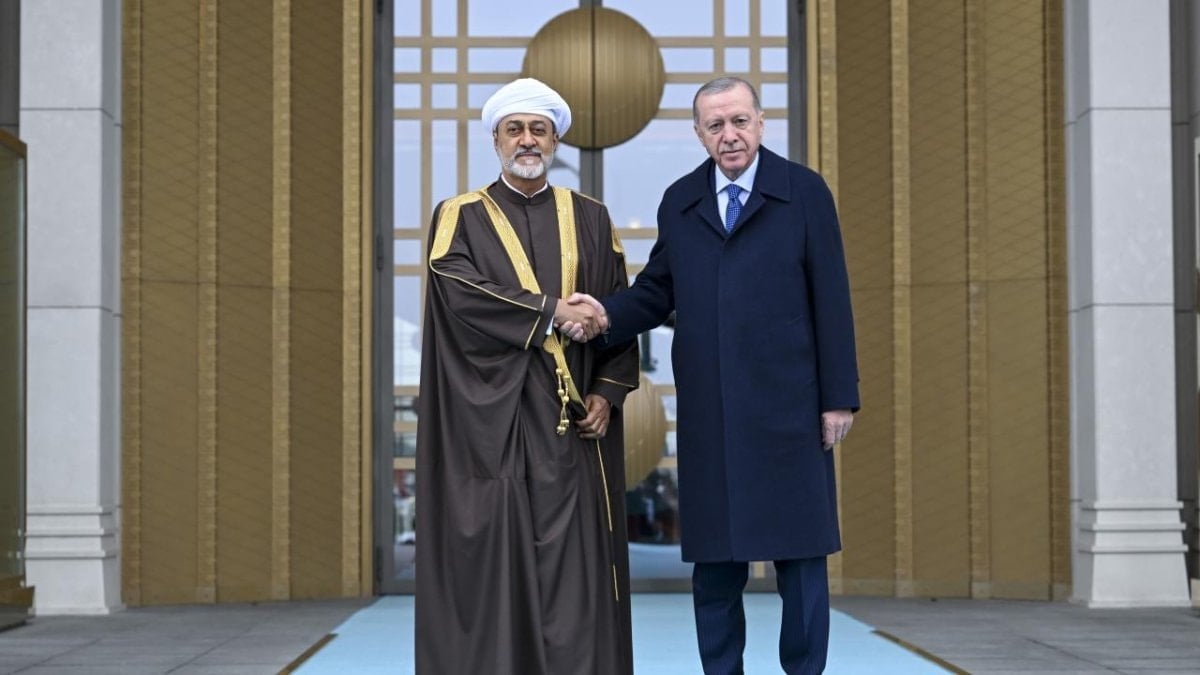Cumhurbaşkanı Erdoğan, Umman Sultanı Heysem Bin Tarık ile telefonda görüştü