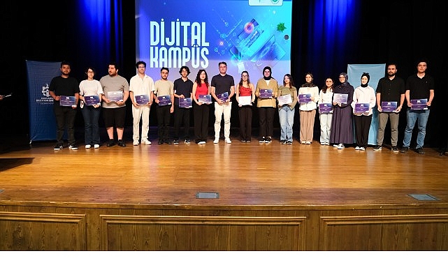 Dijital Kampüs'te yetişen 237 genç sertifikalarını aldı