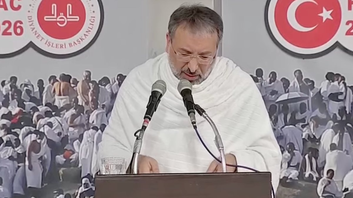 Diyanet İşleri Başkanı Safi Arpaguş, Arafat'ta vakfe duası yaptı