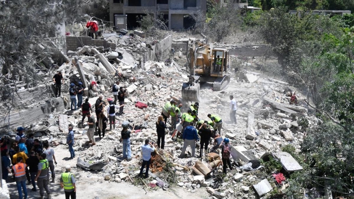 İsrail'in Lübnan'a hava saldırılarında can kaybı arttı