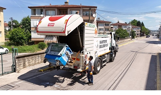 Kartepe'de Bayram Sonrası Titiz Çalışma