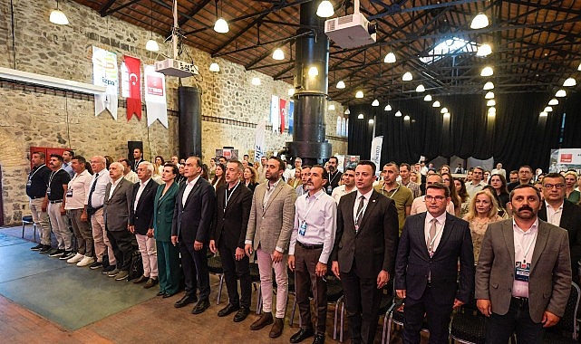 Kıyı Kentlerinin Ortak Sorunları İzmir'de Ele Alındı