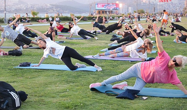 Konaklılar Kordon'da sporla buluştu