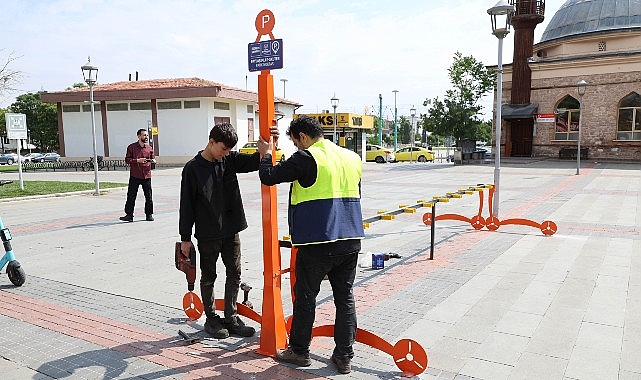 Konya Büyükşehir, Avrupa Bisiklet Başkenti Konya'da E-Skuter Park Noktalarını Hizmete Sundu