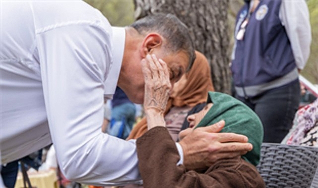 Kozak'a hizmet çıkarması