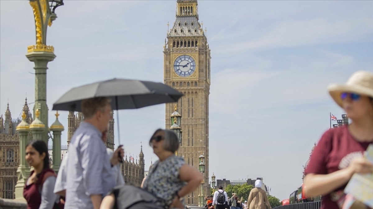 Londra'da 'aşırı sıcakla mücadele' etkinliği aşırı sıcak nedeniyle iptal edildi