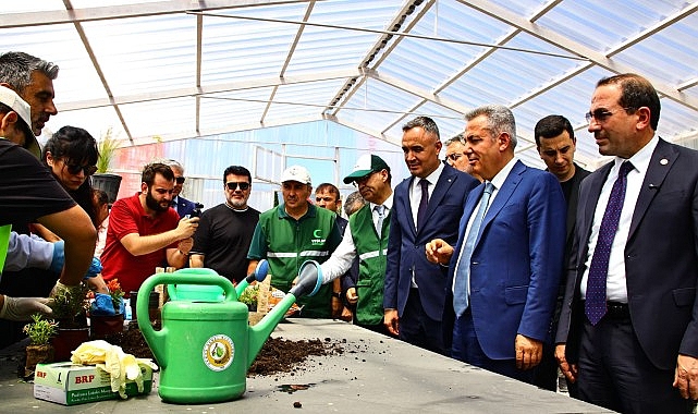 Öğrencileri Doğayla Buluşturan "Kemalpaşa Tarım ve Doğal Yaşam Köyü" Açıldı