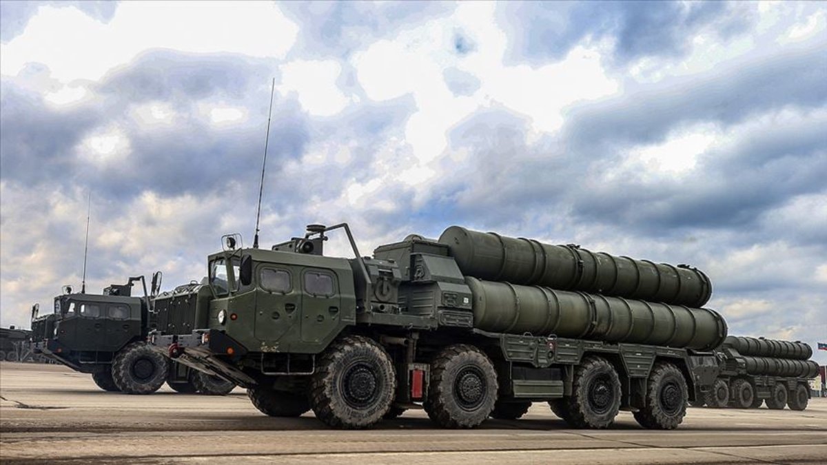 Rusya: Hindistan'a S-400 sevkiyatı için masadayız