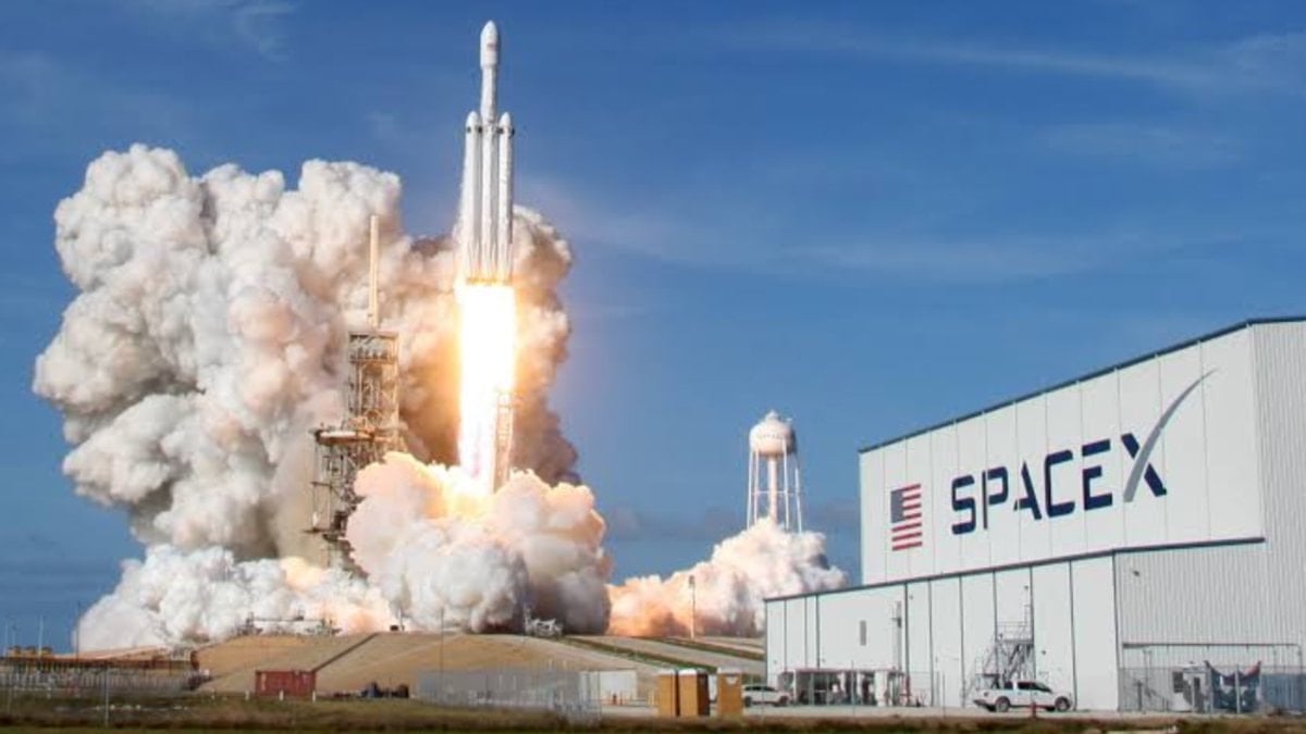 SpaceX'in piyasa değeri 600 milyar dolar eridi