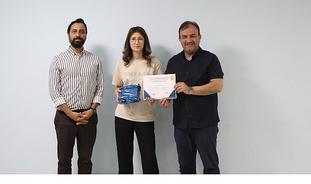 Beyaz Kalpler'de mezuniyet heyecanı