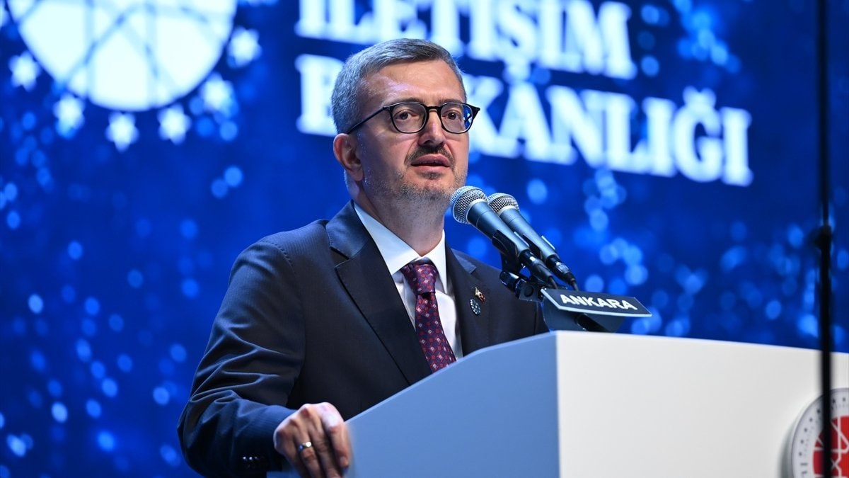 Burhanettin Duran: İletişimin Yüzyılı vizyonu bizim için bir pusula olmuştur