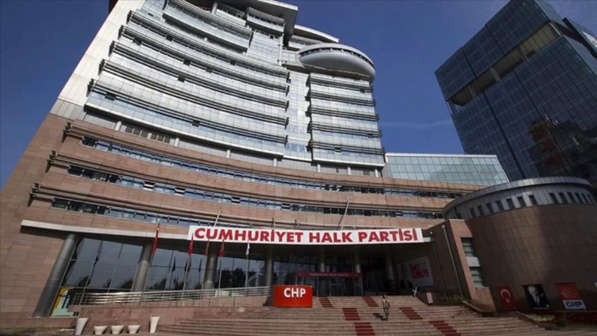 CHP'li 264 eski milletvekili partiden istifa etti: Yeni Parti'yi destekleyecekler