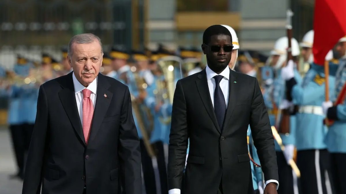 Cumhurbaşkanı Erdoğan, Senegal Cumhurbaşkanı Diomaye Faye ile telefonda görüştü
