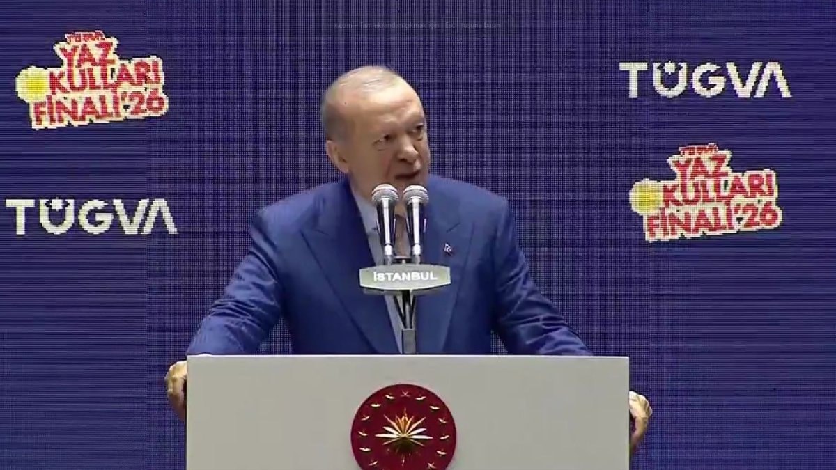 Cumhurbaşkanı Erdoğan, TÜGVA Yaz Okulları final programında konuşuyor