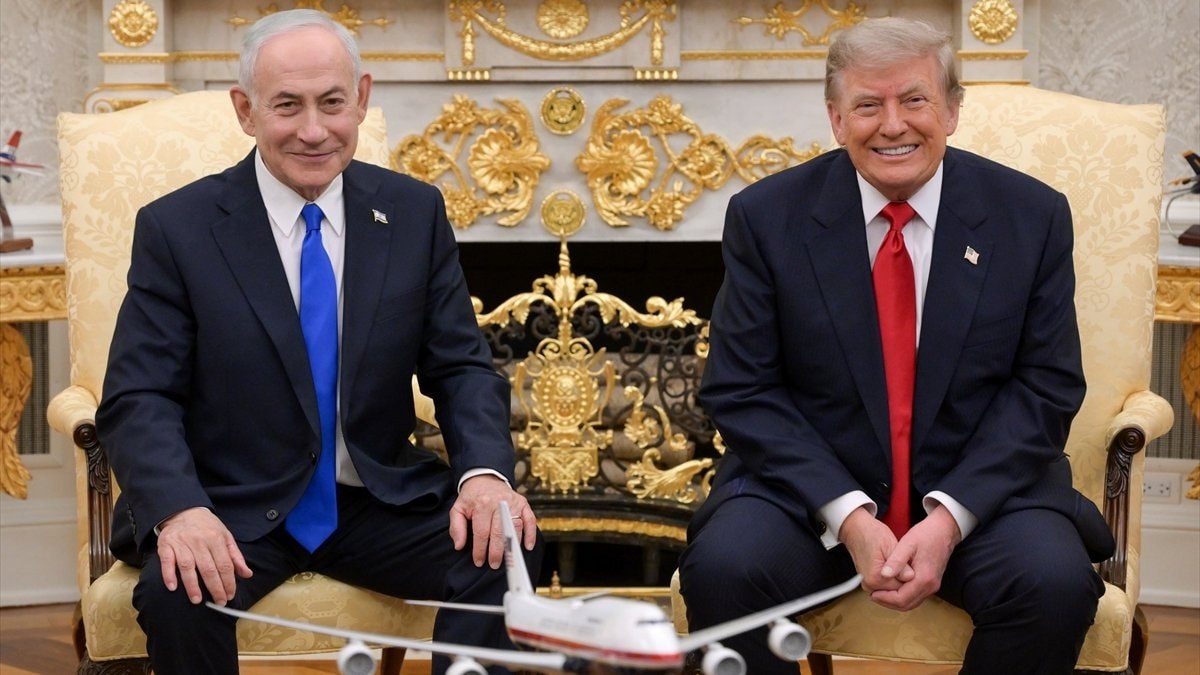 Donald Trump ile Binyamin Netanyahu İran gündemiyle Beyaz Saray'da buluştu