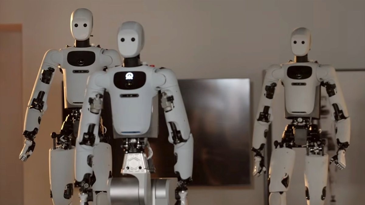 İnsansı robotlar gerçek iş yaşamına hazırlanıyor