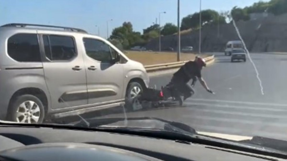 İzmir'de motosikletli sürücüye kasten çarpan araç sürücüsünün ehliyet ve aracına el konuldu