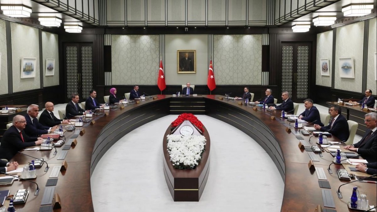Kabine bugün toplanıyor
