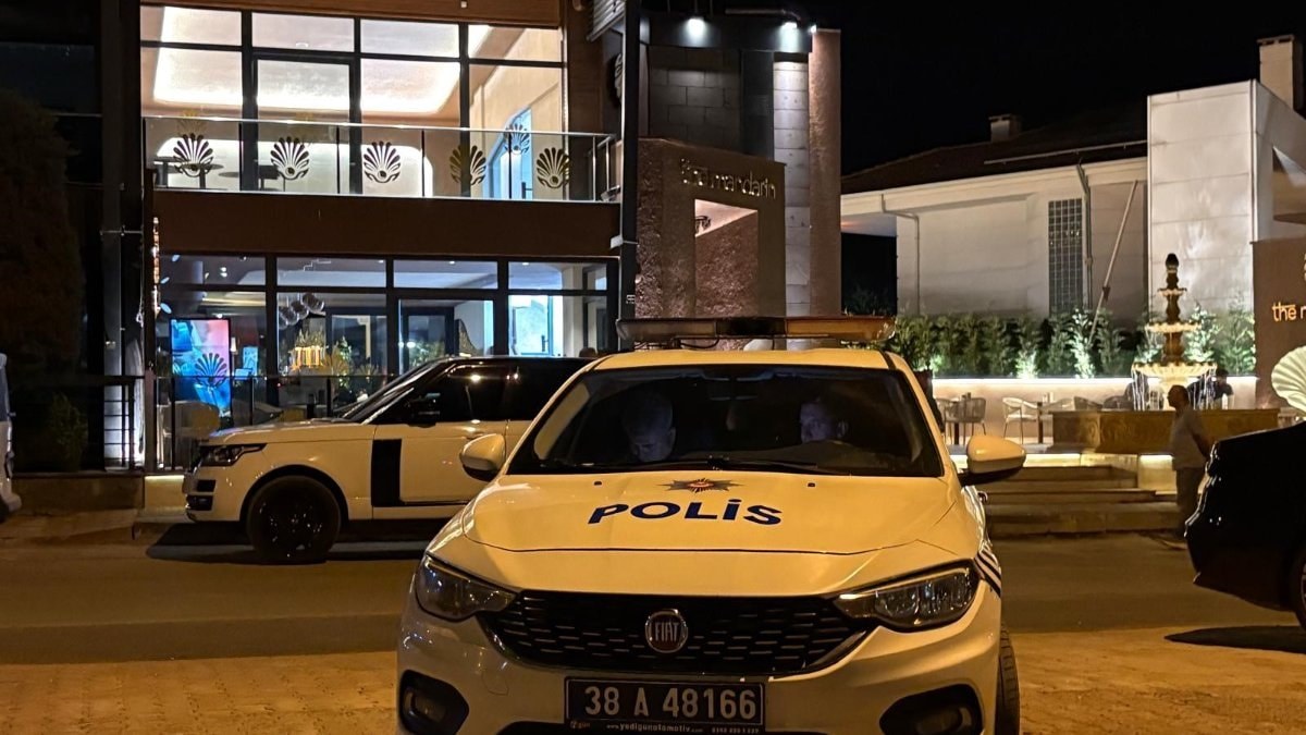 Kayseri'de kafede bıaçklı kavgada 1 kişi yaralandı