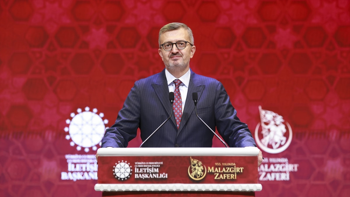 Burhanettin Duran: Türkiye'nin yürüyüşüne engel olamayacaklar