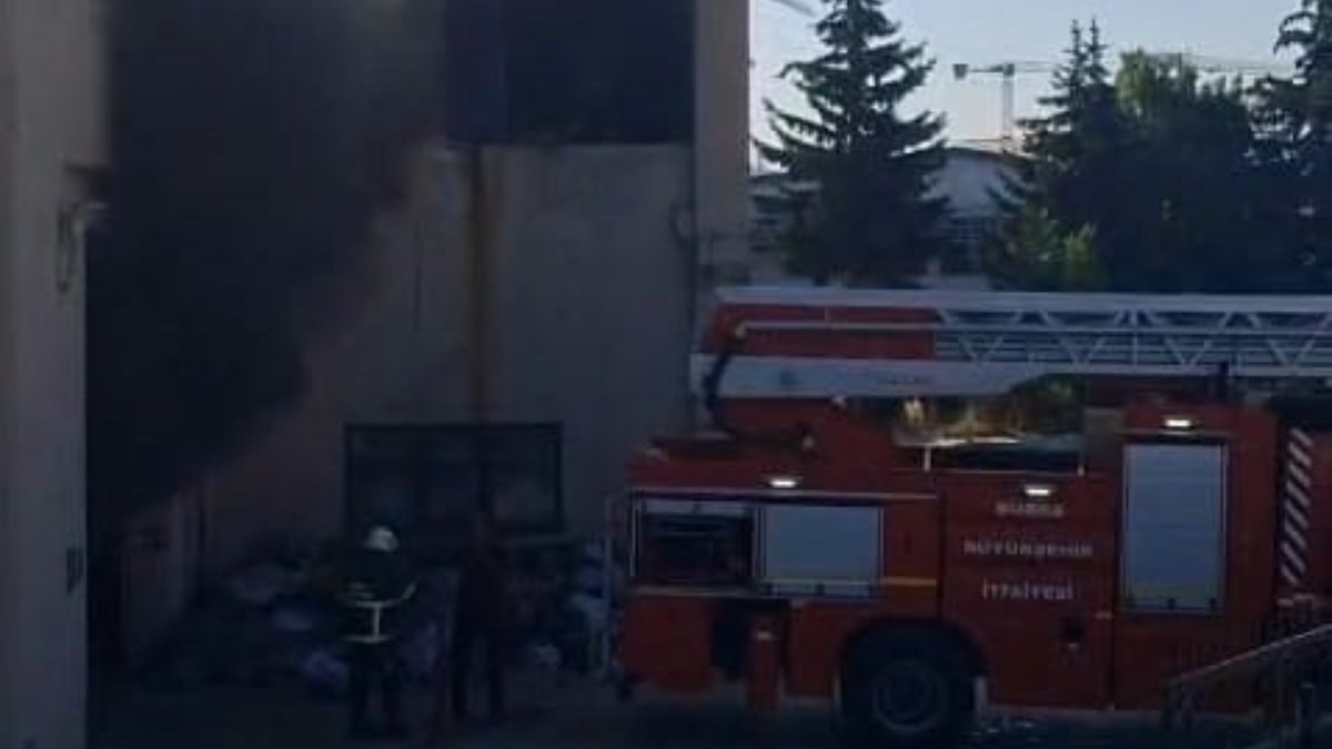 Bursa'da metal fabrikasında yangın