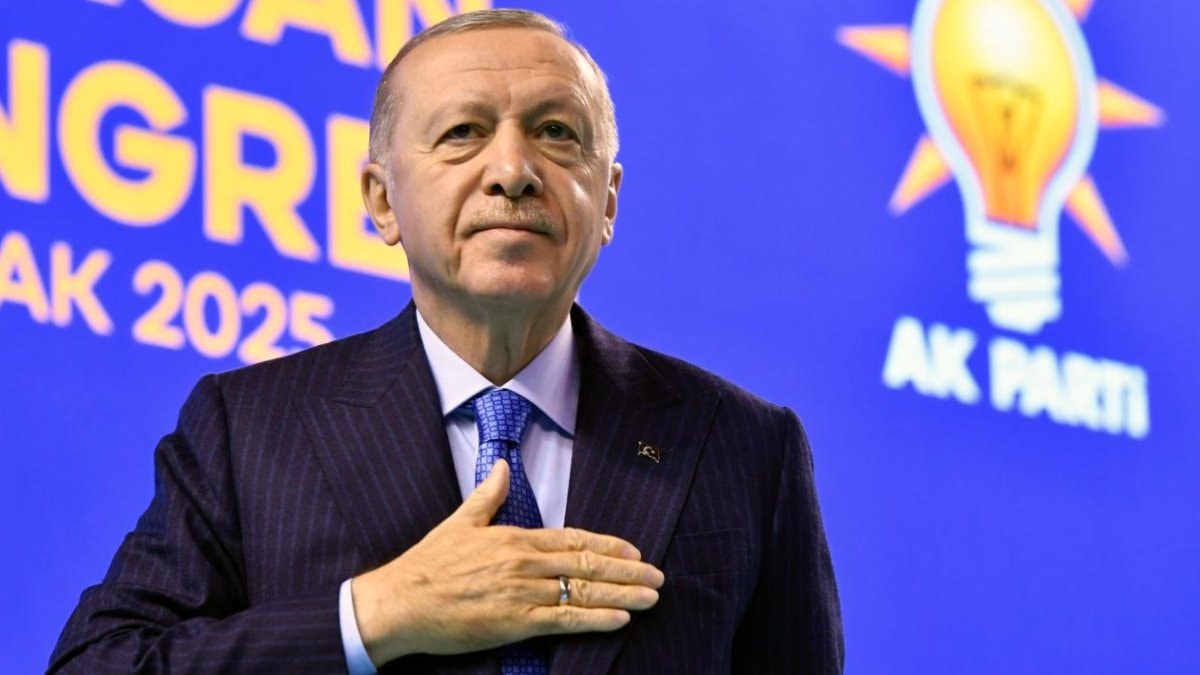 İstanbul'da 3 CHP'li belediye başkanı bugün AK Parti'ye geçiyor