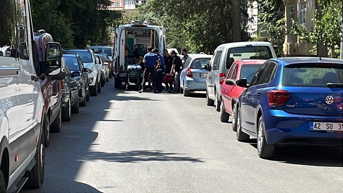 Konya'da aidat tartışması kanlı bitti: Yönetici bıçaklandı