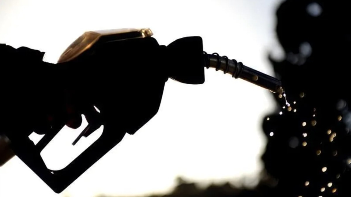 Artan petrol fiyatları ABD'de dizel fiyatlarını yukarı taşıyor