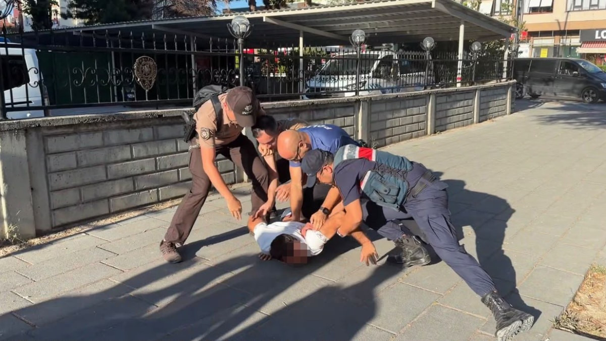 Bolu'daki kavga inşaatta başladı: Polis merkezi önünde devam etti