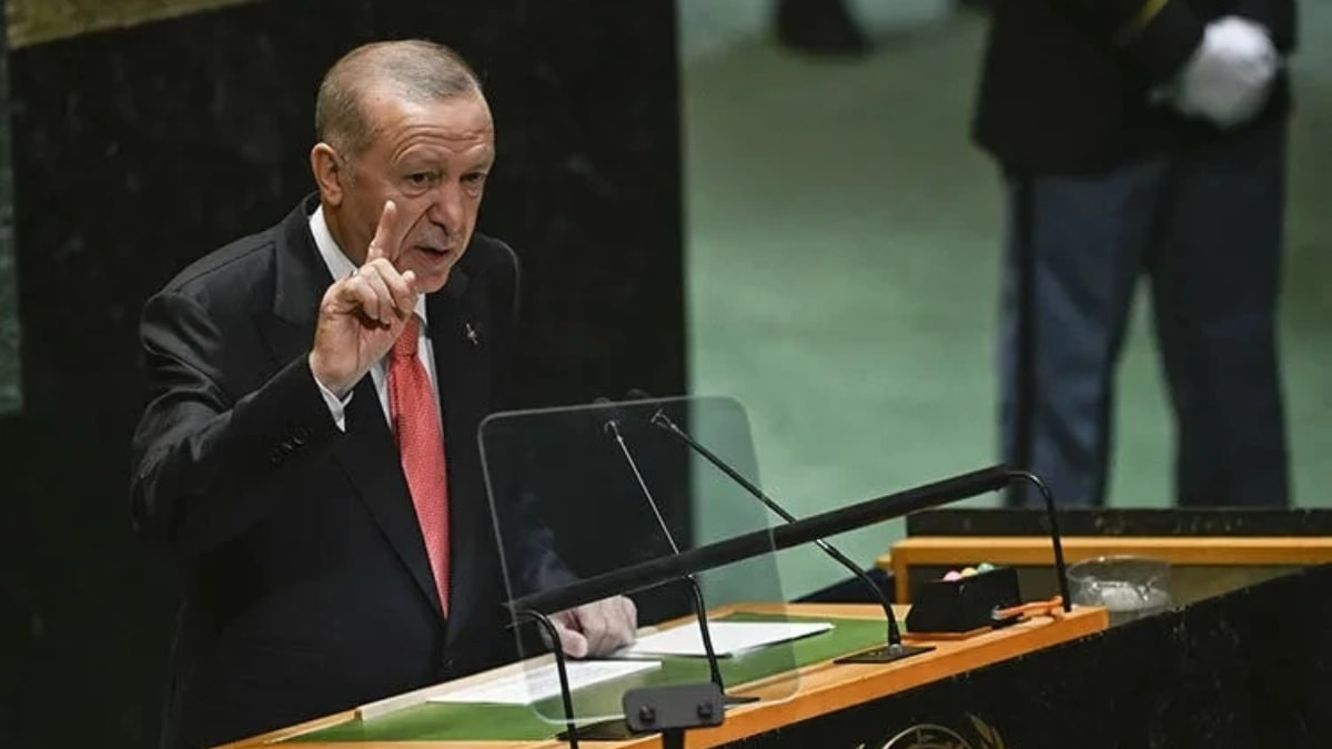 Cumhurbaşkanı Erdoğan'ın barış ve adalet mesajları Times Meydanı’ndaki ekranlarda