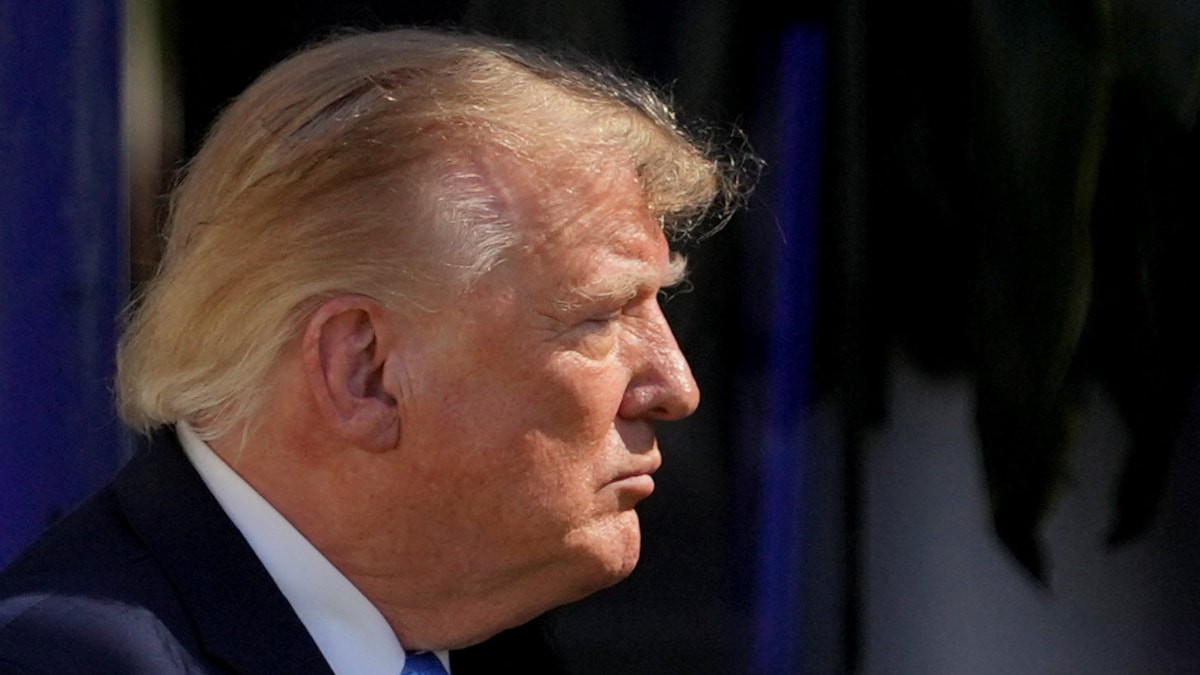Donald Trump, İngiltere’de RAF Fairford yakınındaki operasyonu “harika” olarak nitelendirdi