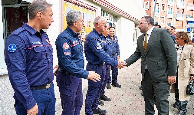 Üsküdar Belediye Başkan Vekili Gültekin'den İtfaiyecilere: "Minnet Duymamız Gereken Kahramanlarsınız"