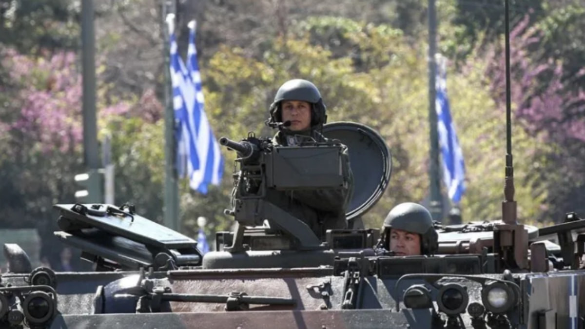 Yunanistan'da "seferberlik" paniği: 100 bin yedek askere mesaj