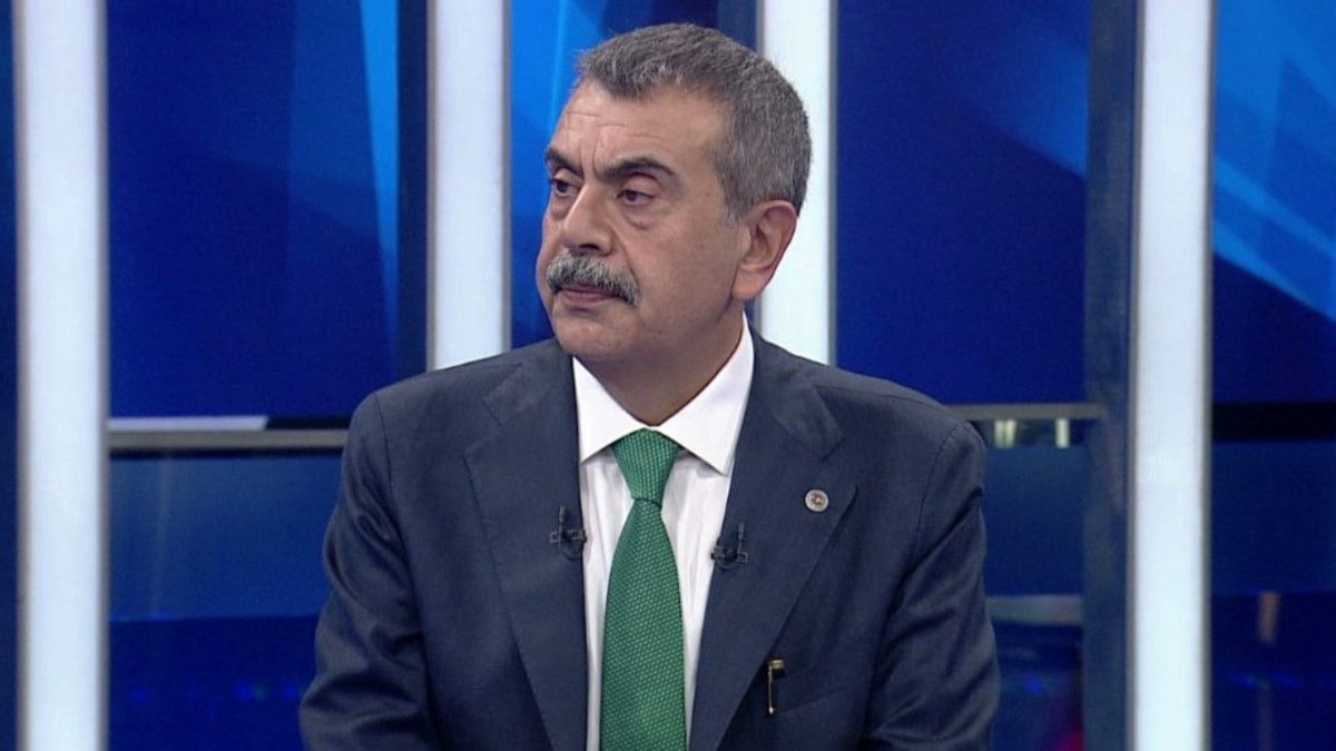 Yusuf Tekin'den 'ara tatil' açıklaması: Takvime göre değişebilir