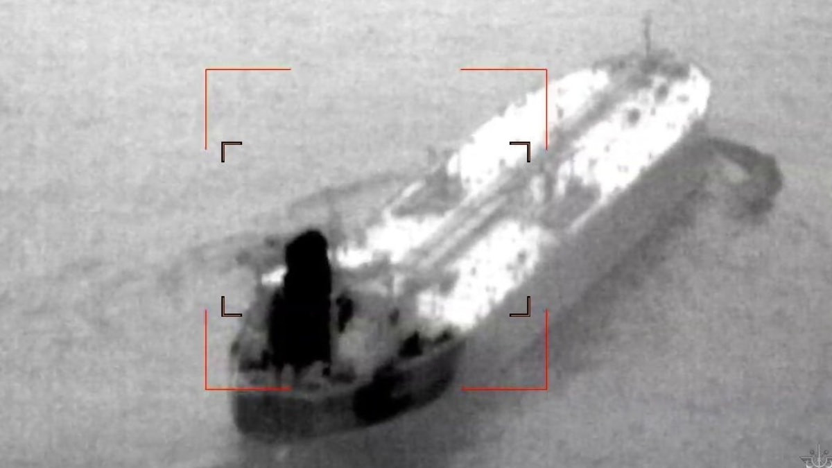 Fransa, Rusya'nın gölge filosuyla bağlantılı olduğu şüphesi bulunan tankere el koydu