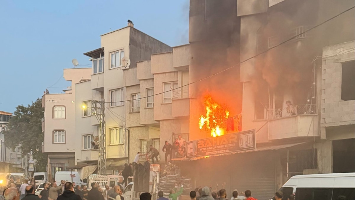 Gaziantep'te ev yangınında yaralanan 14 yaşındaki çocuk kurtarılamadı