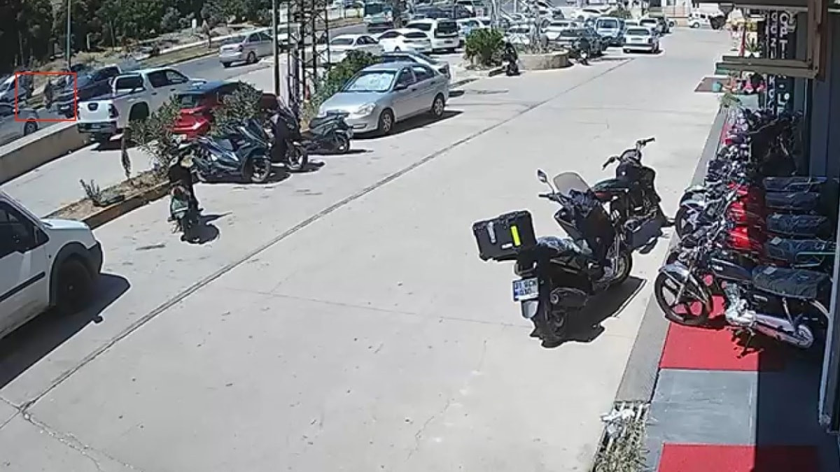 Hatay'da annesi ölen gençten çağrı